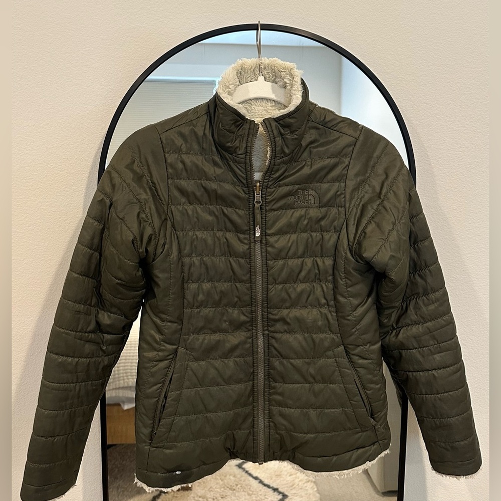 Kids The North Face reversible mossbud puffy/fleece jacket Size M 10/12
